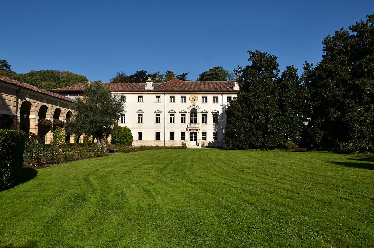 villa zileri motterle